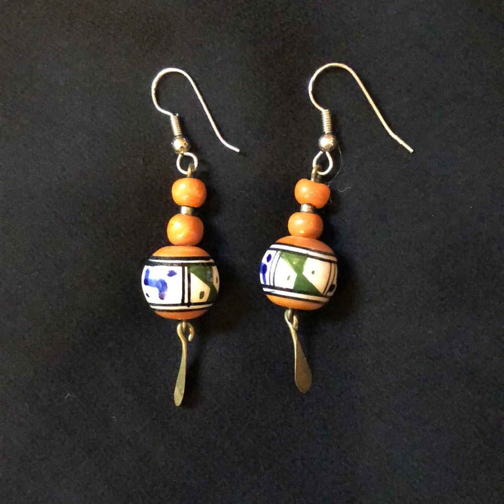 Drop earrings